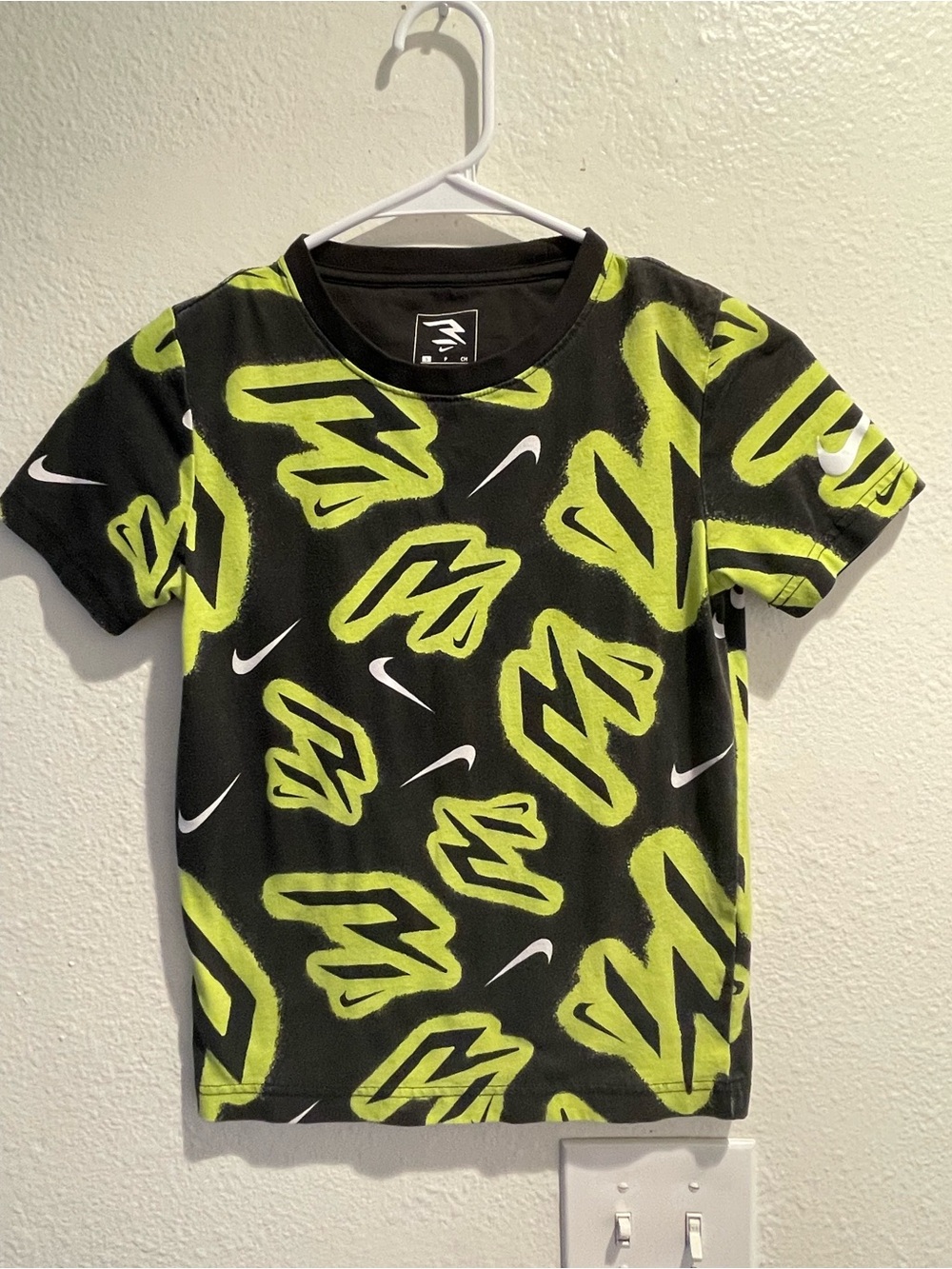Nike Boys S Tee All Over Print Graffiti Swoosh Graphic Tee Black Neon Volt Green